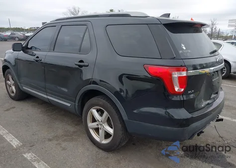 2017 Ford Explorer Xlt z USA, uszkodzony, nr VIN 1FM5K8D85HGD74553